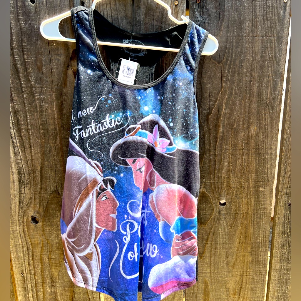 Disney For Hot Topic Aladdin & Jasmine Print Tank Top